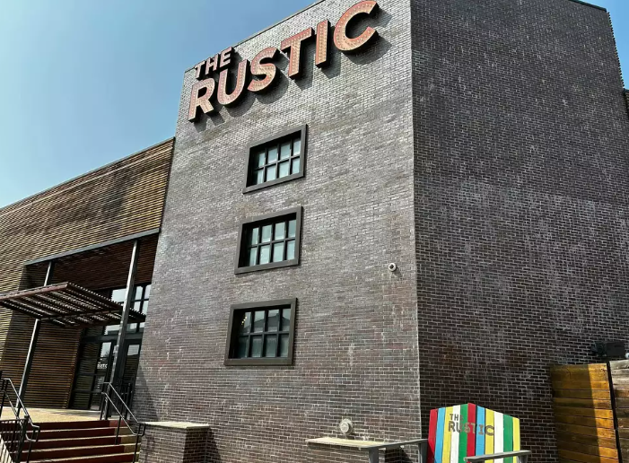 Country Music Venue and Bar The Rustic Abruptly Closes in San Antonio